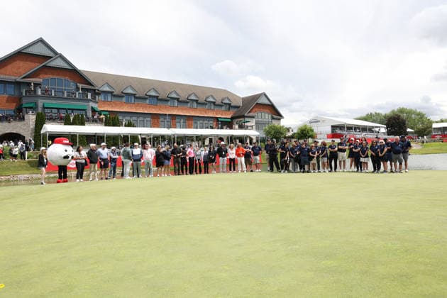 Dow Championship MIDLAND, MICHIGAN - JUNE 14: Volunteer chairpersons stand alongside Midland Country Club staff during the final round of the Dow Championship at Midland Country Club in Midland, Michigan, USA on Sunday, June 14, 2026. Midland Michigan United States  Copyright: xJorgexLemusx originalFilename:lemus-dowchamp260614_npA4J.jpg