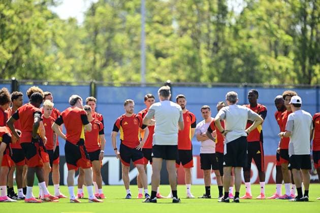Belgian national football team - FIFA World Cup, WM, Weltmeisterschaft, Fussball 2026 - media activities 14 06 2026 RENTON, UNITED STATES OF AMERICA - JUNE 14 : Garcia Rudi head coach of Belgium talking to the group pictured during a training session of the Belgian national football team during the FIFA World Cup 2026 on June 14, 2026 in Renton, United States of America, 14 06 2026 Renton United States of America  Copyright: xJanxDexMeuleneirx