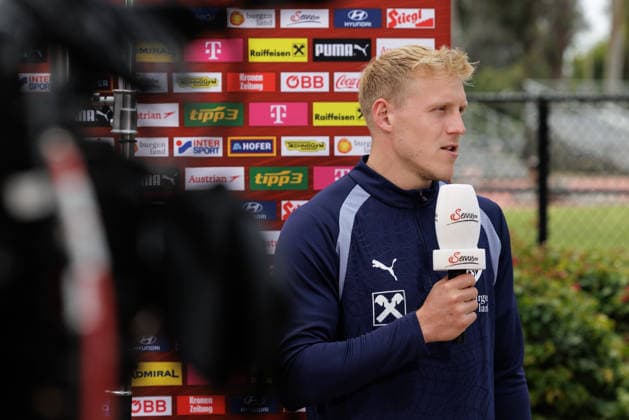 SOCCER - FIFA World Cup, WM, Weltmeisterschaft, Fussball 2026, preview SANTA BARBARA,CALIFORNIA,USA,14.JUN.26 - SOCCER - FIFA World Cup 2026, USA, Mexico, Canada, preview, OEFB, Oesterreichischer Fussball-Bund, press conference, PK, Pressekonferenz team AUT. Image shows Xaver Schlager (AUT).  GEPAxpictures xArminxRauthner
