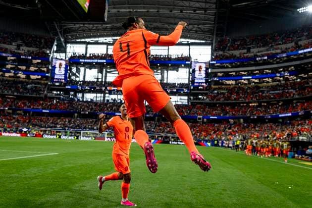 DALLAS Virgil van Dijk of the Netherlands celebrates his 1 0 goal during the Netherlands vs Japan match at the 2026 World Cup in AT T Stadium on June 14, 2026, in Dallas, United States Photo by Stefan Koops EYE4IMAGES DeFodi Images