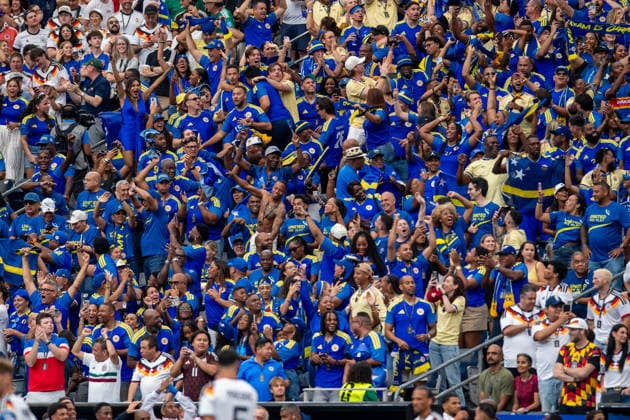 June 14, 2026: Curacao fans celebrate a goal during a FIFA World Cup, WM, Weltmeisterschaft, Fussball Group E match between Germany and Curacao in Houston, TX. .. CSM USA - ZUMAc04_ 20260614_faf_c04_012 Copyright: xTraskxSmithx