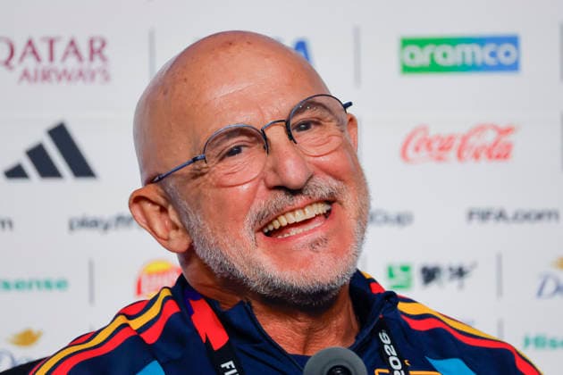 Spain s head coach, Luis de la Fuente, speaks at a press conference, PK, Pressekonferenz in Atlanta, USA,14 June 2026. Spain s national team, Nationalteam press conference !ACHTUNG: NUR REDAKTIONELLE NUTZUNG!  Copyright: xLavandeiraxjrx GR7414 20260614-55020596842_1