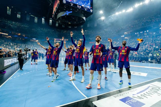 Cologne, 12 05 2026, Handball, Men, EHF Champions League Men 2025 26, Final, FC Barcelona Füchse Berlin The team celebrates winning the Champions League 2026 with the fans