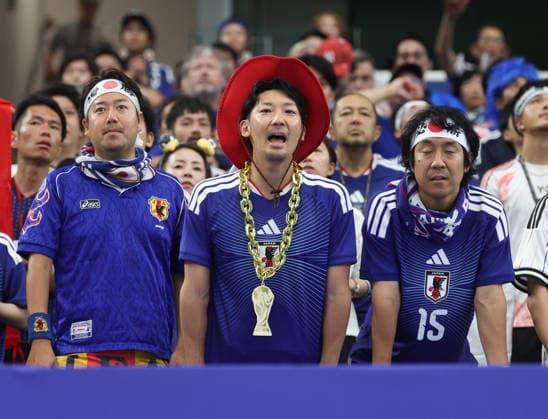 June 14, 2026: Team Japan fans in the stands during the FIFA World Cup, WM, Weltmeisterschaft, Fussball soccer match between The Netherlands and Japan at Dallas Stadium in Arlington, TX. Kyle Okita Arlington U.S.A - ZUMAc04_ 20260614_zma_c04_068 Copyright: xCSMx