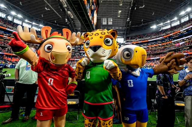 DALLAS The Official FIFA World Cup 2026 Mascots Maple, Zayu and Clutch during the Netherlands Japan at the 2026 World Cup at AT T Stadium on June 14, 2026 in Dallas United States Photo by Stefan Koops EYE4IMAGES DeFodi Images