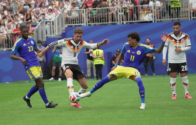 14 06 2026, Houston Stadium, Houston, USA, World Cup FIFA 2026, preliminary round, Germany vs Curacao, in the picture Riechedly Bazoer Curacao , Leon Goretzka Germany , Jeremy Antonisse Curacao , Deniz Undav Germany Photo by Hasan Bratic DeFodi Images