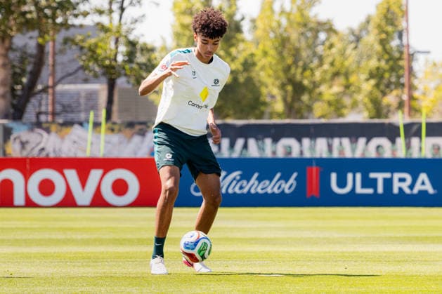 SOCCER AUSTRALIA TRAINING, Socceroos player Lucas Herrington seen during a training session at the Oakland Roots Sports Club in Alameda, California, United States, Sunday, June 14, 2026. ( NO ARCHIVING Alameda California United States  Copyright: xJasonxHenryx 20260615147996560770