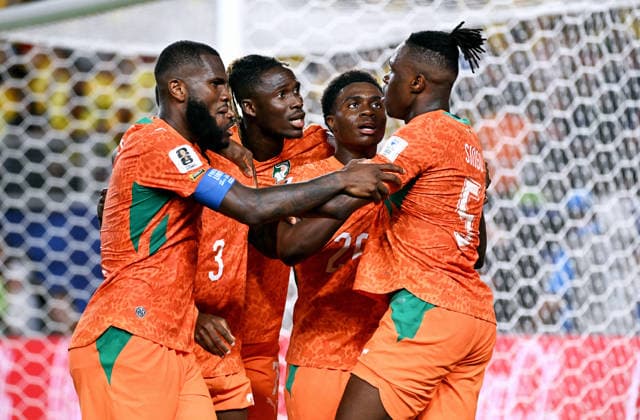 Football, International match, Men, FIFA World Cup 2026, Football World Cup, USA, Group E, Lincoln Financial Field, Philadelphia Côte dIvoire Ecuador 1 0 Cheers Wilfried Singo CIV , Christ Inao Oulai CIV , Odilon Kossounou CIV , Ghislain Konan CIV after the goal for 1 0 by Amad Diallo CIV Cheers, joy, action