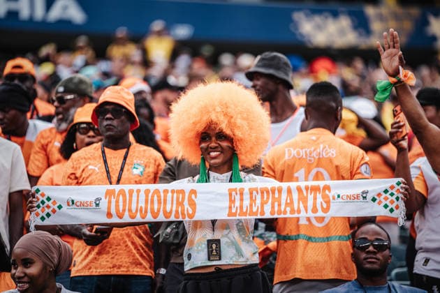Fußball Herren FIFA Fußball-Weltmeisterschaft 2026 Gruppe E Elfenbeinküste vs. Ecuador 14.06.2026 Ein Fan der Elfenbeinküste Philadelphia Philadelphia Stadion Pennsylvania United States of America *** Soccer Men FIFA World Cup 2026 Group E Ivory Coast vs Ecuador 14 06 2026 A fan of Ivory Coast Philadelphia Philadelphia Stadium Pennsylvania United States of America