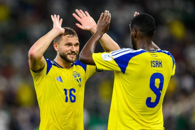 260614 Jesper Karlström and Alexander Isak of Sweden celebrate after 2 0 during the FIFA World Cup 2026 football match between Sweden and Tunisia on June 14, 2026 in Monterrey Photo Petter Arvidson BILDBYRAN kod PA PA1234 bbeng fotboll football soccer fotball vm fotbolls vm fotballs vm fotbolls vm 2026 fifa world cup 2026 sverige sweden sverige a tunisien tunisia bbauto jubel  Copyright: PETTERxARVIDSON BB260614PA178