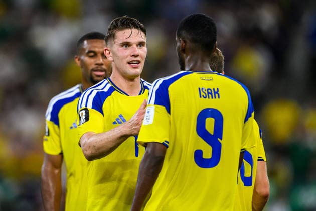 260614 Viktor Gyökeres and Alexander Isak of Sweden celebrate after 2 0 during the FIFA World Cup 2026 football match between Sweden and Tunisia on June 14, 2026 in Monterrey Photo Petter Arvidson BILDBYRAN kod PA PA1234 bbeng fotboll football soccer fotball vm fotbolls vm fotballs vm fotbolls vm 2026 fifa world cup 2026 sverige sweden sverige a tunisien tunisia bbauto jubel  Copyright: PETTERxARVIDSON BB260614PA181