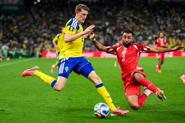 260614 Alexander Bernhardsson of Sweden and Ali Abdi of Tunisia during the FIFA World Cup 2026 football match between Sweden and Tunisia on June 14, 2026 in Monterrey Photo Joel Marklund BILDBYRAN code JM PA1234 bbeng fotboll football soccer fotball vm fotbolls vm fotballs vm fotbolls vm 2026 fifa world cup 2026 sverige sweden sverige a tunisien tunisia  Copyright: JOELxMARKLUND BB260614JM141