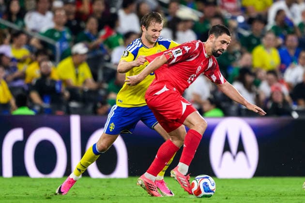 260614 Benjamin Nygren of Sweden and Rani Khedira of Tunisia during the FIFA World Cup 2026 football match between Sweden and Tunisia on June 14, 2026 in Monterrey Photo Petter Arvidson BILDBYRAN code PA PA1234 bbeng fotboll football soccer fotball vm fotbolls vm fotball vm fotbolls vm 2026 fifa world cup 2026 sverige sweden sverige a tunisien tunisia bbauto  Copyright: PETTERxARVIDSON BB260614PA217