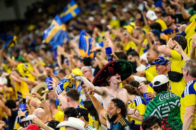 260614 Fans of Sweden celebrate after the FIFA World Cup 2026 football match between Sweden and Tunisia on June 14, 2026 in Monterrey Photo Joel Marklund BILDBYRAN code JM PA1234 bbeng fotboll football soccer fotball vm fotbolls vm fotballs vm fotbolls vm 2026 fifa world cup 2026 sverige sweden sverige a tunisien tunisia jubel publik  Copyright: JOELxMARKLUND BB260614JM198
