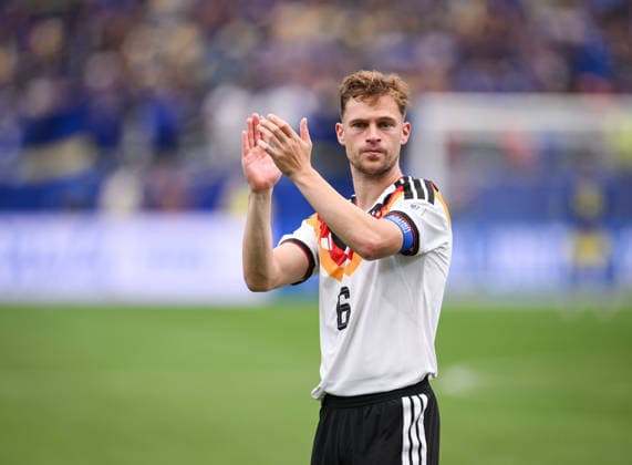 Football FIFA World Cup 2026 Preliminary Round Group E in Houston Germany Curacao 14 06 2026 Joshua Kimmich Germany with thanks to the spectators after the match