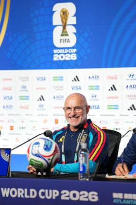 (260615) -- ATLANTA, June 15, 2026 -- Luis de la Fuente, head coach of Spain, attends a press conference, PK, Pressekonferenz ahead of Group H match between Spain and Cape Verde at the FIFA World Cup, WM, Weltmeisterschaft, Fussball 2026 at Atlanta Stadium in Atlanta, the United States, June 14, 2026. ) (SP)U.S.-ATLANTA-FOOTBALL-FIFA WORLD CUP-PRESS CONFERENCE-SPAIN JuxHuanzong 