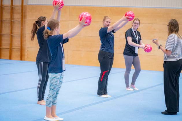 The Special Olympics National Games start on Monday 15 6 2026 in Saarland In the Kreisspoethalle Dillingen, the free training sessions for gymnasts start, here in rhythmic gymnastics and apparatus gymnastics Athletes from Magdeburg from the Elbe Sports Club are training here bub