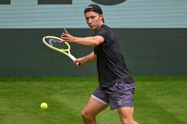 Max SCHOENHAUS GER 15 06 2026 ¢ Tennis ¢ TERRA WORTMANN OPEN ¢ ATP 500, heristo arena Halle Westfalen , TERRA WORTMANN OPEN, NRW Germany Copyright: xpepphotox xHorstxMauelshagenx pep00321, pep_20260615_hm_372731