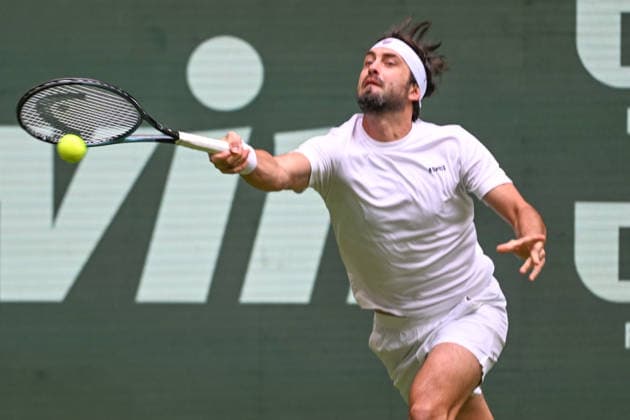 Nikoloz Basilashvili GEO June 15, 2026 ¢ Tennis ¢ TERRA WORTMANN OPEN ¢ ATP 500, Heristo Arena, Westfalenhalle, TERRA WORTMANN OPEN, North Rhine-Westphalia, Germany,detected_source_language Copyright: xpepphotox xHorstxMauelshagenx pep00321, pep_20260615_hm_372815