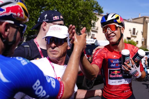 The red jersey Italy s Davide Donati of Red Bull - Bora - Hansgrohe Rookies stage winner during Stage 2 of the Giro Next Gen 2026, from Tropea to Crotone, Italy, Monday, June 15, 2026.  Copyright: xFabioxFerrari LaPressex