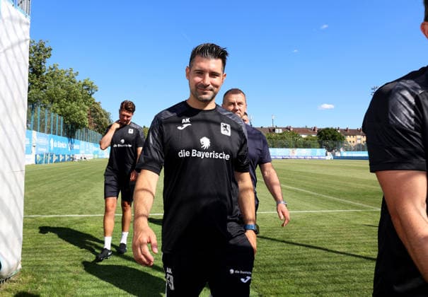 Soccer, Mens, 3rd Division, 2026–2027 Season, TSV 1860 Munich, Training, Grünwalder Strasse 114, Alper Kayabunar, Head Coach of TSV 1860 Munich, Head and Upper Body After Training,detected_source_language