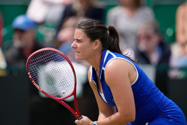Lexus Nottingham Open - Day One Emma Navarro of the United States competes during the Round of 32 match at the 2026 Lexus Nottingham Open Women s tennis tournament at the Nottingham Tennis Centre in Nottingham, England, on June 15, 2026. Nottingham United Kingdom  Copyright: xOwenxHammondx originalFilename:hammond-2026lexu260615_nprf2.jpg
