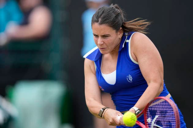 Lexus Nottingham Open - Day One Emma Navarro of the United States competes during the Round of 32 match at the 2026 Lexus Nottingham Open Women s tennis tournament at the Nottingham Tennis Centre in Nottingham, England, on June 15, 2026. Nottingham United Kingdom  Copyright: xOwenxHammondx originalFilename:hammond-2026lexu260615_npgGv.jpg