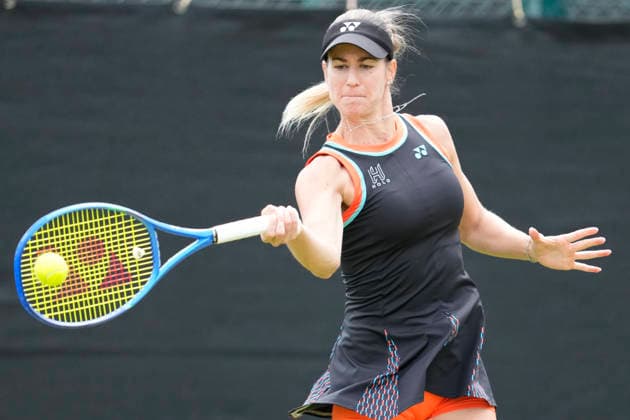 Lexus Nottingham Open - Day One Anna Bondar of Hungary competes during her Round of 32 match at the 2026 Lexus Nottingham Open Women s tennis tournament at the Nottingham Tennis Centre in Nottingham, England, on June 15, 2026. Nottingham United Kingdom  Copyright: xOwenxHammondx originalFilename:hammond-2026lexu260615_npY9s.jpg