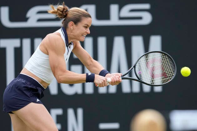 Lexus Nottingham Open - Day One Maria Sakkari of Greece in action during her Round of 32 match at the 2026 Lexus Nottingham Open Women s tennis tournament at the Nottingham Tennis Centre in Nottingham, England, on June 15, 2026. Nottingham United Kingdom  Copyright: xOwenxHammondx originalFilename:hammond-2026lexu260615_npeMc.jpg