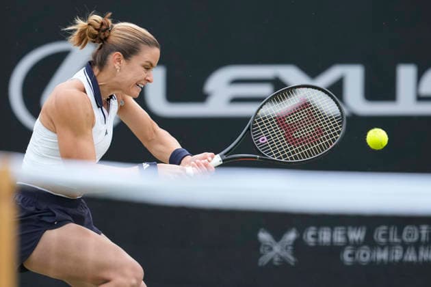 Lexus Nottingham Open - Day One Maria Sakkari of Greece in action during her Round of 32 match at the 2026 Lexus Nottingham Open Women s tennis tournament at the Nottingham Tennis Centre in Nottingham, England, on June 15, 2026. Nottingham United Kingdom  Copyright: xOwenxHammondx originalFilename:hammond-2026lexu260615_npjqp.jpg