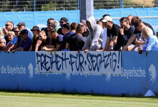 Soccer, Mens, 3rd Division, 2026–2027 Season, TSV 1860 Munich, Practice, Grünwalder Strasse 114 A banner from fans reading Freedom for Sechzig hung on the sideboard,detected_source_language