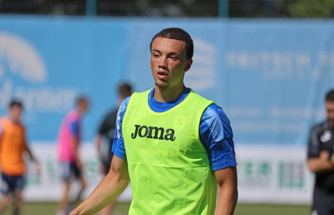 Soccer, Mens, 3rd Division, 2026–2027 Season, TSV 1860 Munich, Training, Grünwalder Strasse 114 Samuel Althaus TSV 1860 Munich Head, Upper Body in a Vest,detected_source_language