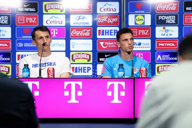 Croatia Training And press conference, PK, Pressekonferenz - FIFA World Cup, WM, Weltmeisterschaft, Fussball 2026 Ante Budimir and Nikola of Croatia speak to the media during a press conference of Croatia National Football Team at training centre at Episcopal High School on June 15, 2026 in Alexandria, Virginia.  IgorxKralj PIXSELL
