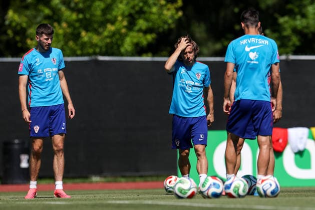 Croatia Training And press conference, PK, Pressekonferenz - FIFA World Cup, WM, Weltmeisterschaft, Fussball 2026 Petar Sucic and Luka Modric of Croatia during the training session at training centre at Episcopal High School on June 15, 2026 in Alexandria, Virginia.  IgorxKralj PIXSELL