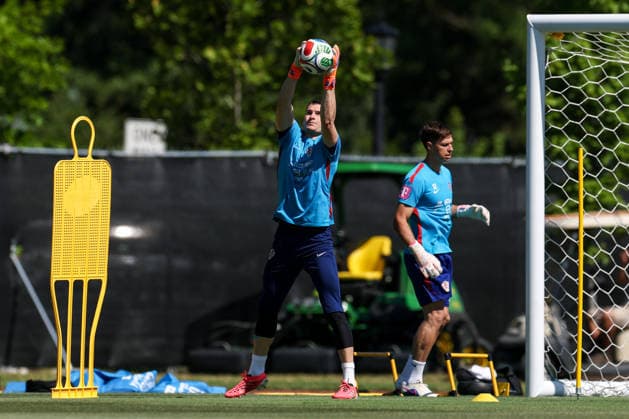 Croatia Training And press conference, PK, Pressekonferenz - FIFA World Cup, WM, Weltmeisterschaft, Fussball 2026 Dominik Livakovic and Ivor Pandur of Croatia during the training session at training centre at Episcopal High School on June 15, 2026 in Alexandria, Virginia.  IgorxKralj PIXSELL