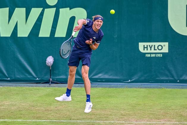 Alexander Zverev (GER) serves at the TERRA WORTMANN Open 2026, Tennis, ATP, Mens 500, Tournament, Main Draw, June 15, 2026, TERRA WORTMANN Open 2026, Tennis, ATP, Mens 500, Tournament, Main Draw, June 15, 2026, Indoor,detected_source_language Copyright: xEibner-Pressefoto RobertxGertzenx EP_RGN
