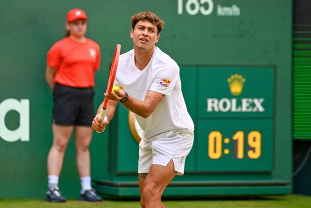 Flavio Cobolli (ITA) serving at the TERRA WORTMANN Open 2026, Tennis, ATP, Mens 500, Tournament, Main Draw, June 15, 2026, TERRA WORTMANN Open 2026, Tennis, ATP, Mens 500, Tournament, Main Draw, June 15, 2026, Indoor,detected_source_language Copyright: xEibner-Pressefoto RobertxGertzenx EP_RGN
