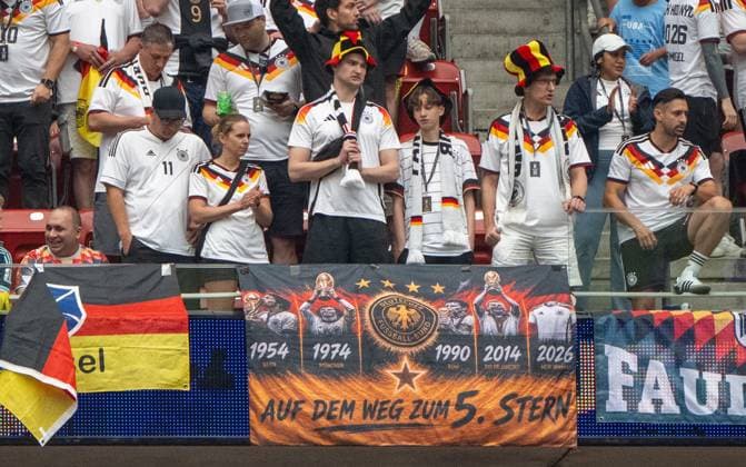 Fußball, Herren, FIFA World Cup, WM, Weltmeisterschaft, Fussball 2026 in Mexiko, Kanada und USA, Spiel in Houston (Gruppe E, 1. Spieltag), Deutschland - Curacao (7:1), Fans Deutschland, Auf dem Weg zum 5. Stern, 14.06. 2026, *** Soccer, Mens, 2026 FIFA World Cup in Mexico, Canada, and the U.S., Group E match in Houston, Matchday 1, Germany 7–1 Curaçao, German fans, On the way to a 5-star finish, June 14, 2026,,detected_source_language Copyright: xMatthiasxKochx