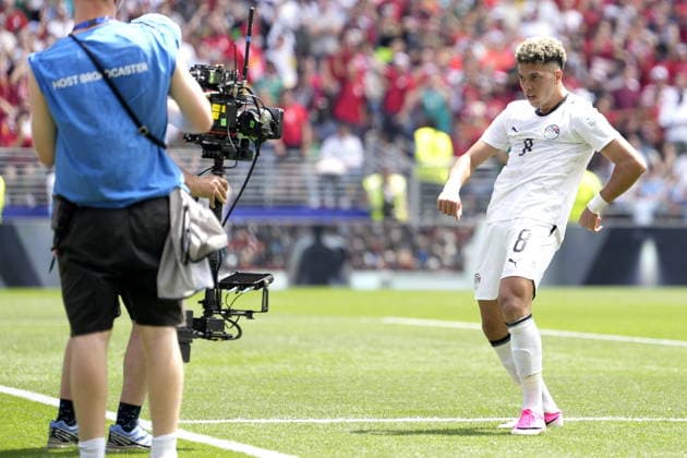 FIFA World Cup, WM, Weltmeisterschaft, Fussball 2026 - Group G - Belgium vs Egypt Emam Ashour of Egypt celebrates in front of the Tv camera after scoring the opening goal during the FIFA World Cup 2026 group stage match Belgium against Egypt, in Seattle, USA, 15 June 2026. SEATTLE United States  Copyright: xSTEPHENxBRASHEARx