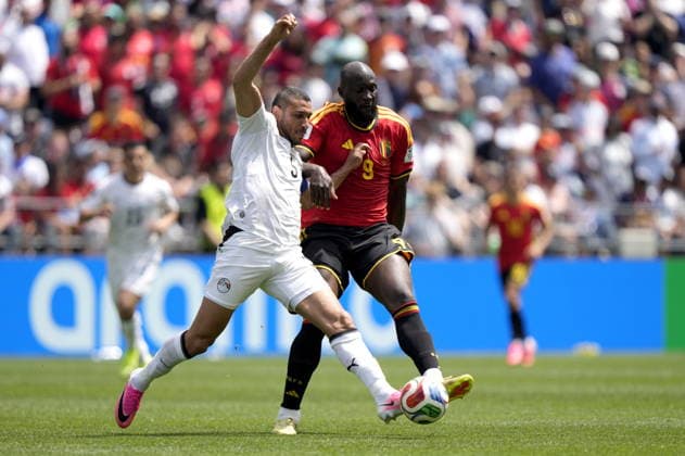 FIFA World Cup, WM, Weltmeisterschaft, Fussball 2026 - Group G - Belgium vs Egypt Romelu Lukaku (R) of Belgium in action against Ramy Rabia of Egypt during the FIFA World Cup 2026 group stage match Belgium against Egypt, in Seattle, USA, 15 June 2026. SEATTLE United States  Copyright: xSTEPHENxBRASHEARx