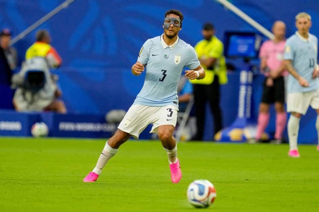Sebastian Caceres of Uruguay looks on during the 2026 FIFA World Cup Group H match between Saudi Arabia and Uruguay at Miami Stadium on June 15, 2026, in Miami, United States. Photo by Alex Gottschalk, DeFodi Images,detected_source_language