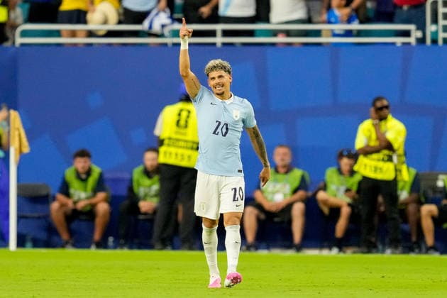 Maxi Araujo of Uruguay celebrates after scoring his teams first goal during the 2026 FIFA World Cup Group H match between Saudi Arabia and Uruguay at Miami Stadium on June 15, 2026, in Miami, United States. Photo by Alex Gottschalk, DeFodi Images,detected_source_language
