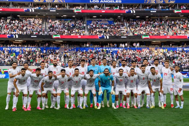 June 15, 2026 Saleh Hardani, Mehdi Taremi, Ramin Rezaeian, Shahriyar Moghanloo, Roozbeh Cheshmi, Arya Yousefi, Ehsan Hajisafi, Shoja Khalilzadeh, Amirmohammad Razaghinia, Milad Mohammadi, goalkeeper Payam Niazmand, goalkeeper Alireza Beiranvand, Ali Alipour, Saman Ghoddos, Ali Nemati, Saeid Ezatolahi, Mohammad Mohebbi, Mohammad Ghorbani, Dennis Dargahi, and Mehdi Ghayedi of Iran pose for a team photo ahead of the 2026 FIFA World Cup soccer match between Iran and New Zealand on June 15, 2026 in Los Angeles Photo Joel Marklund BILDBYRAN code JM JM0824 bbeng soccer football soccer World Cup soccer World Cup 2026 FIFA World Cup 2026 Iran New Zealand,detected_source_language  Copyright: JOELxMARKLUND BB260615JM037