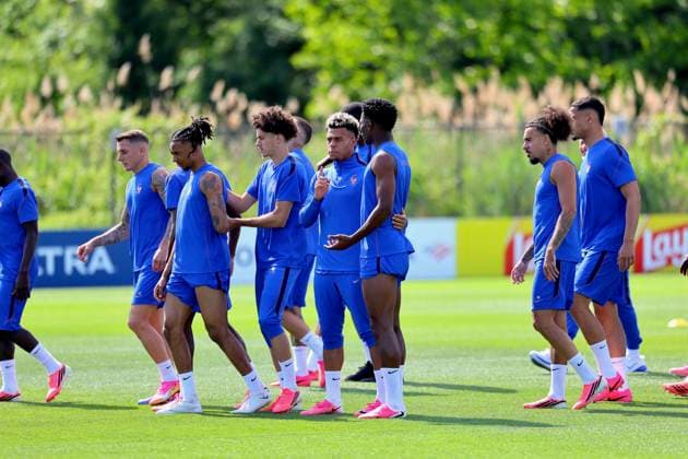 French Soccer Team at Practice Session - New Jersey French soccer players participe during a training session for the 2026 World Cup ahead of France-Senegal in New Jersey on June 15, 2026. Photo by Charles Guerin ABACAPRESS.COM Morristown NJ  Copyright: xGuerinxCharles ABACAx