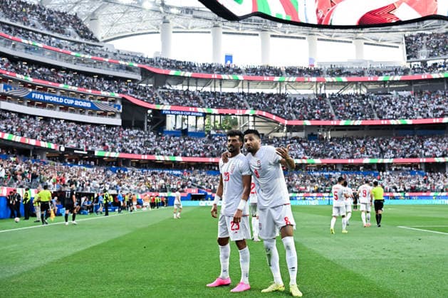 Ramin Rezaeian of IR Iran and team mates celebrate after scoring the team s first goal during a FIFA Men’s World Cup 2026 Group Stage football match between Iran and New Zealand at Los Angeles Stadium, in Inglewood on June 15th 2026 (Photo by Nayra Halm SPP)  Copyright: xNayraxHalm SPPx Sportspressphoto_SPR167574