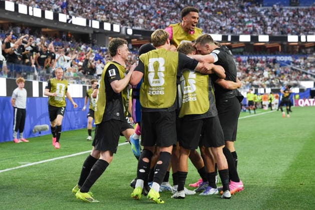 New Zealand players celebrate a goal during a Group G match of the 2026 FIFA World Cup, WM, Weltmeisterschaft, Fussball between Iran and New Zealand at SoFi Stadium in Los Angeles, USA, 15 June 2026. FIFA World Cup 2026 - Group G - Iran - New Zeland !ACHTUNG: NUR REDAKTIONELLE NUTZUNG!  Copyright: xOmarxAlonsox GR2219 20260616-55020607264_1