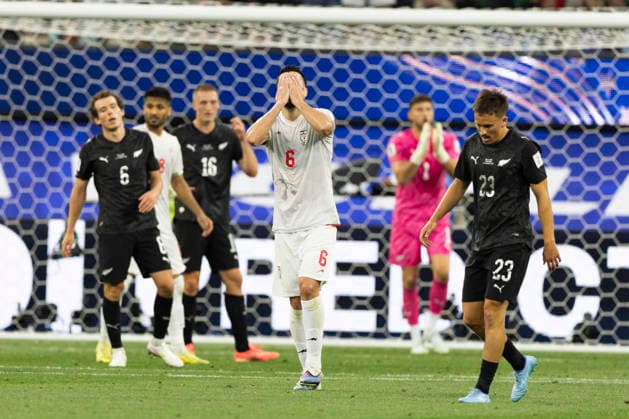 June 15, 2026, Los Angeles, California, USA: IR Iran Saeid Ezatolahi (6) reacts after missing a goal attempt against the New Zealand during the FIFA World Cup, WM, Weltmeisterschaft, Fussball Group G soccer match at SoFi Stadium in Inglewood, Calif., Monday, June 15, 2026. World Cup 2026: IR Iran 2:2 New Zealand  - ZUMAc68_ 20000101_zaf_c68_110 Copyright: xRingoxChiux