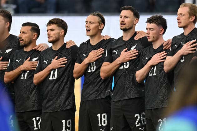 June 15, 2026: New Zealand during the national anthem before facing Iran in their match at the 2026 FIFA World Cup, WM, Weltmeisterschaft, Fussball in Los Angeles, California. Cal Media FIFA World Cup 2026: New Zealand Vs Iran JUN 15  - ZUMAc04_ 20260615_zma_c04_044 Copyright: xBrentxClarkx