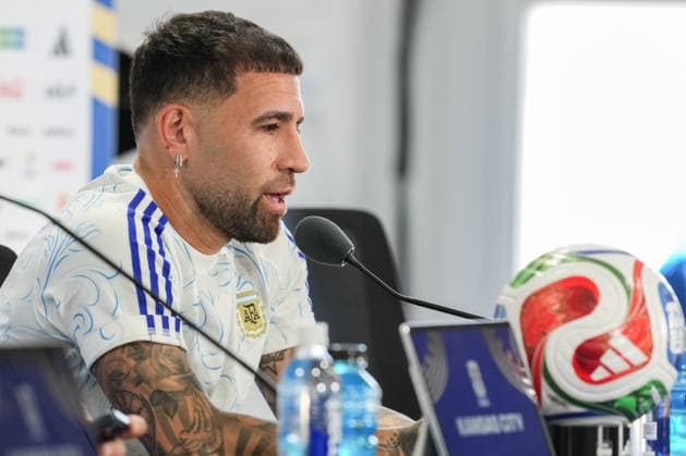 (260616) -- KANSAS CITY, June 16, 2026 -- Nicolas Otamendi of Argentina attends a press conference, PK, Pressekonferenz at Kansas City Stadium in Kansas City, the United States, on June 15, 2026. ) (SP)U.S.-KANSAS CITY-FOOTBALL FIFA World Cup, WM, Weltmeisterschaft, Fussball PRESS CONFERENCE-ARGENTINA DuxYu 
