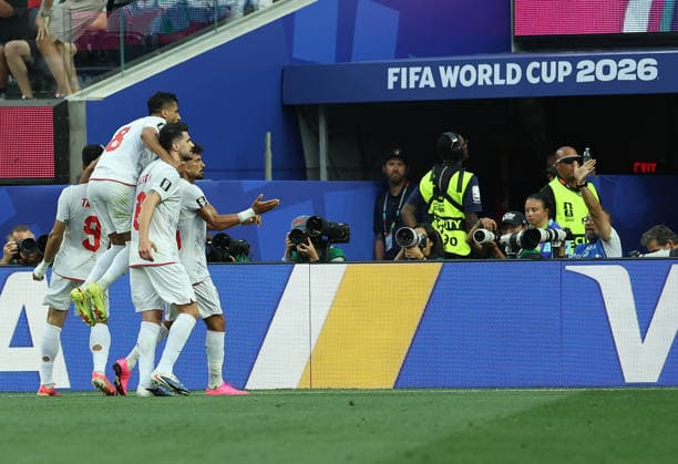 (260616) -- LOS ANGELES, June 16, 2026 -- Players of Iran celebrate scoring during the group G match between Iran and New Zealand at the 2026 FIFA World Cup, WM, Weltmeisterschaft, Fussball at Los Angeles Stadium in Los Angeles, the United States, June 15, 2026. ) (SP)U.S.-LOS ANGELES-FOOTBALL-FIFA WORLD CUP-GROUP G-IRN VS NZL BaixXuefei 
